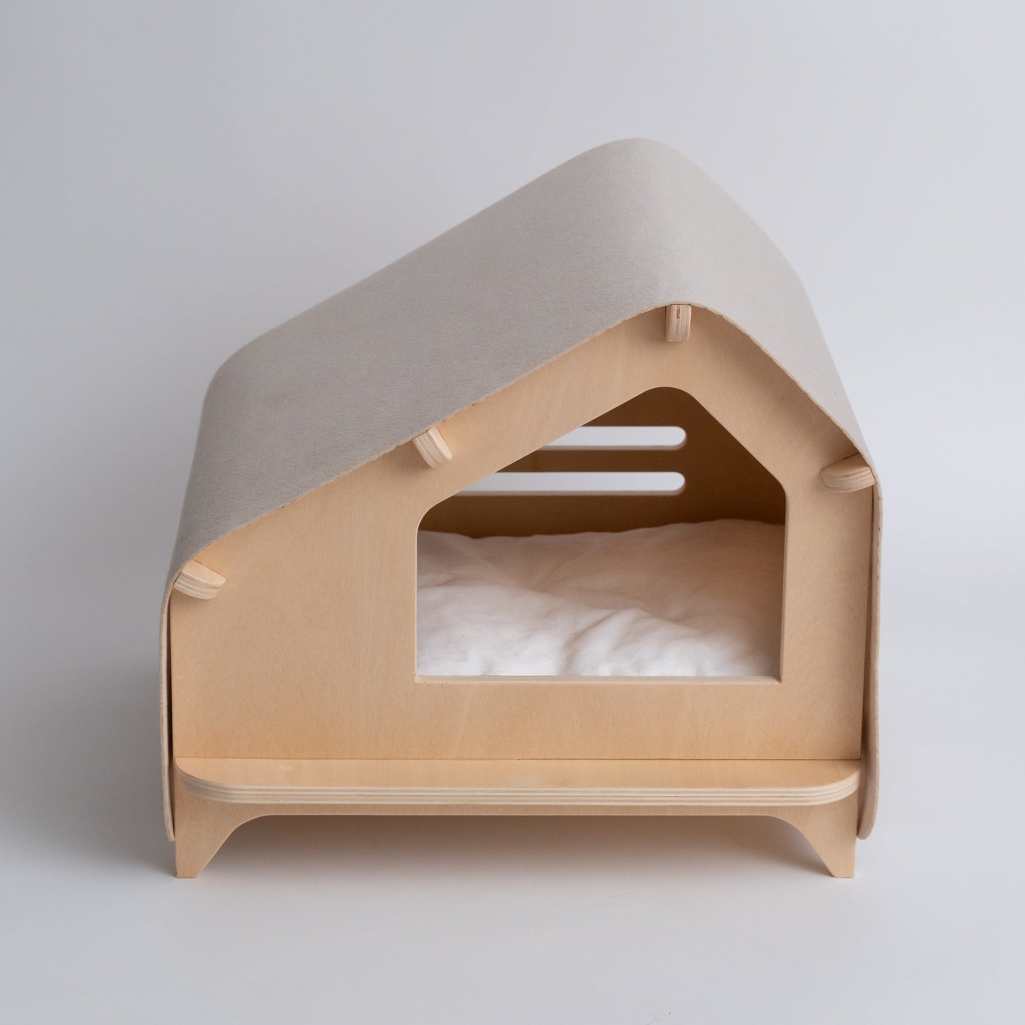 Pet Cabin — enclosed retreat space